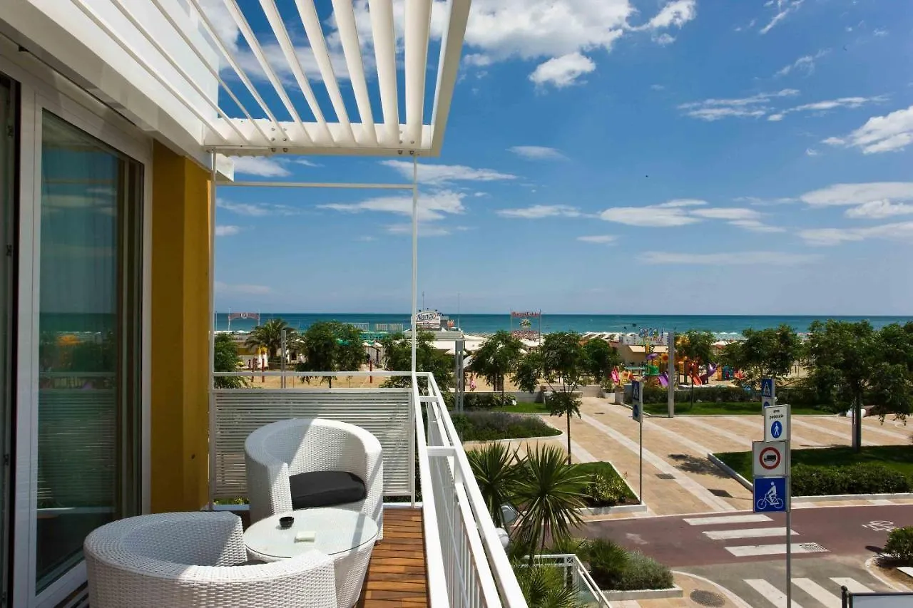 Hotel Roma Riccione 4*,  Włochy