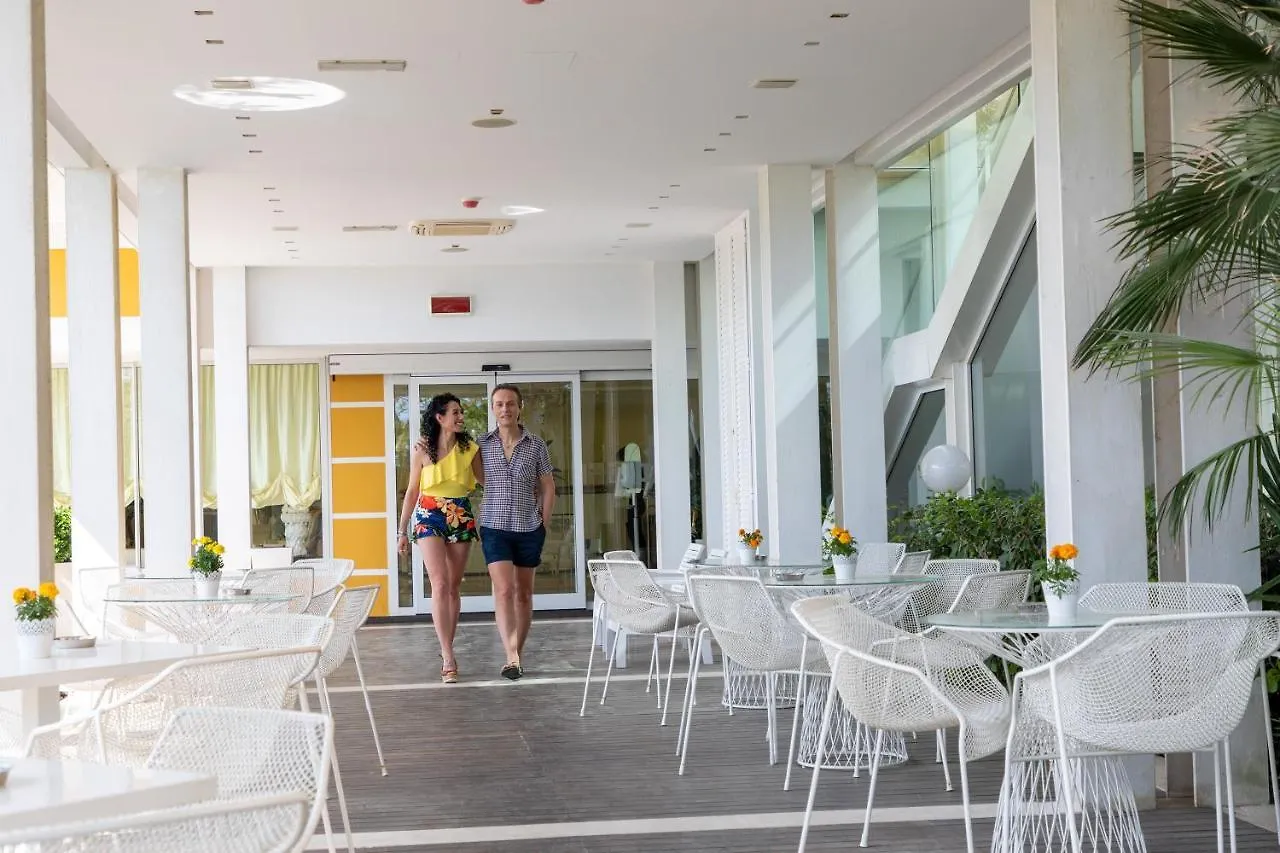 Hotel Roma Риччоне