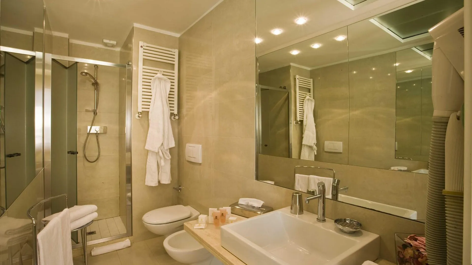 Hotel Roma Риччоне Италия