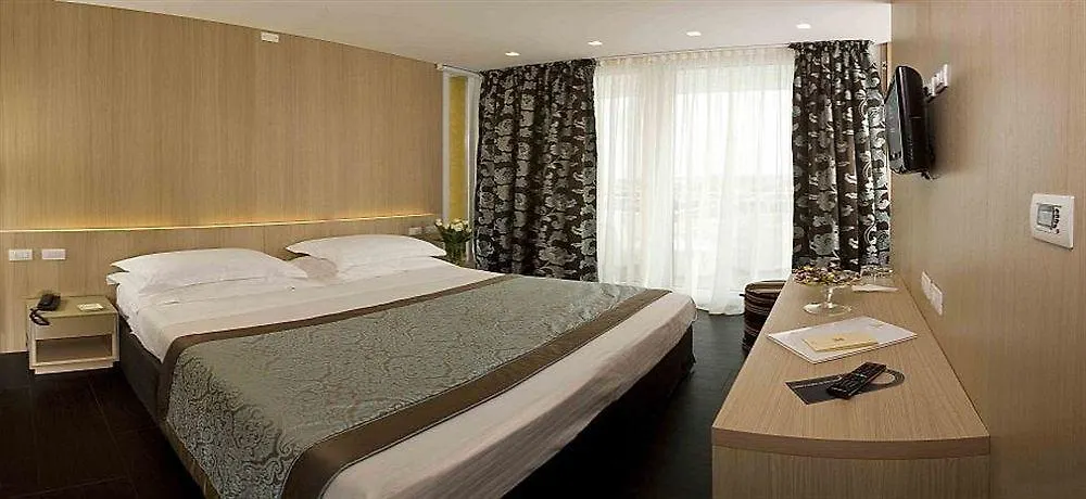 ****  Hotel Roma Riccione Włochy