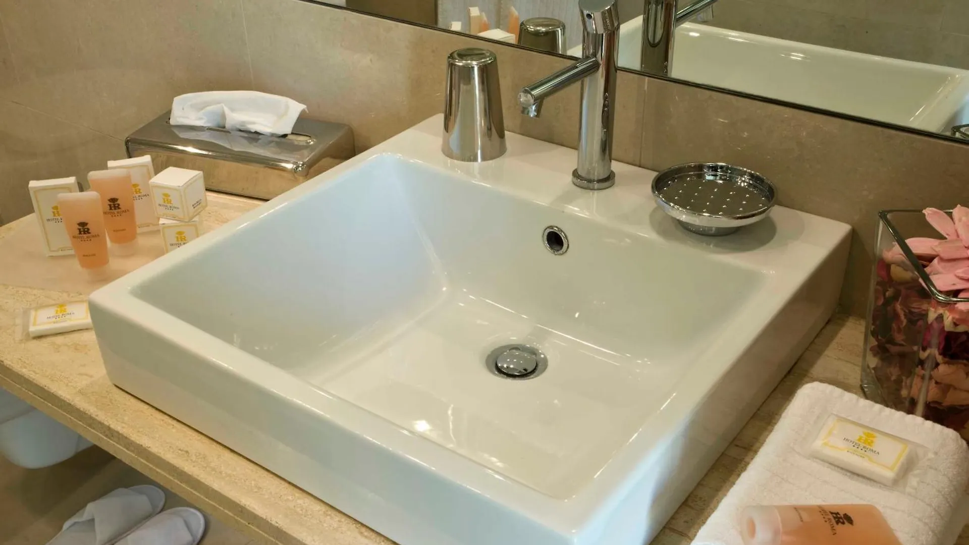 Hotel Roma Riccione 4*,