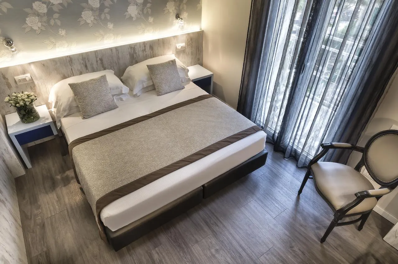Hotel Roma Риччоне