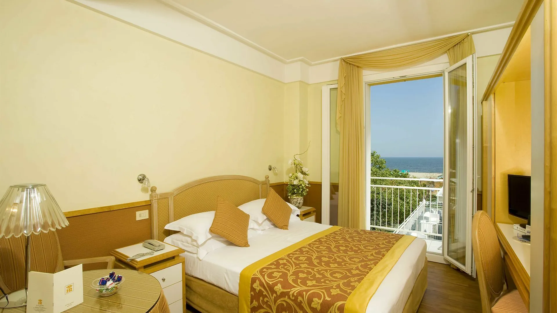 Hotel Roma Riccione 4*,  Włochy